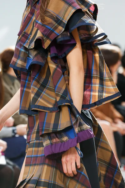 Look 58